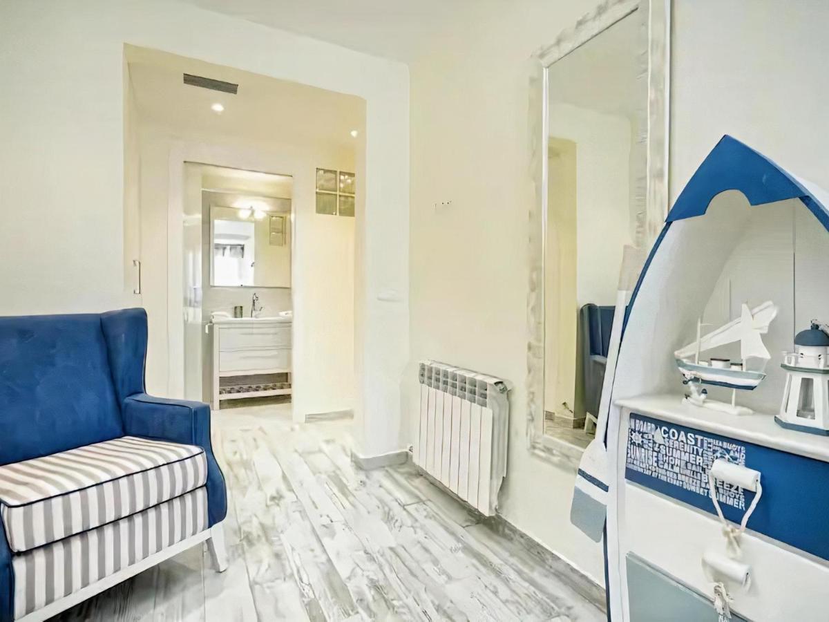 Sitges Spaces Mediterranean Apartments 4 Bedroom, 4 Bathroom, Huge Terrace, Jacuzzi- Sleeps 9 المظهر الخارجي الصورة